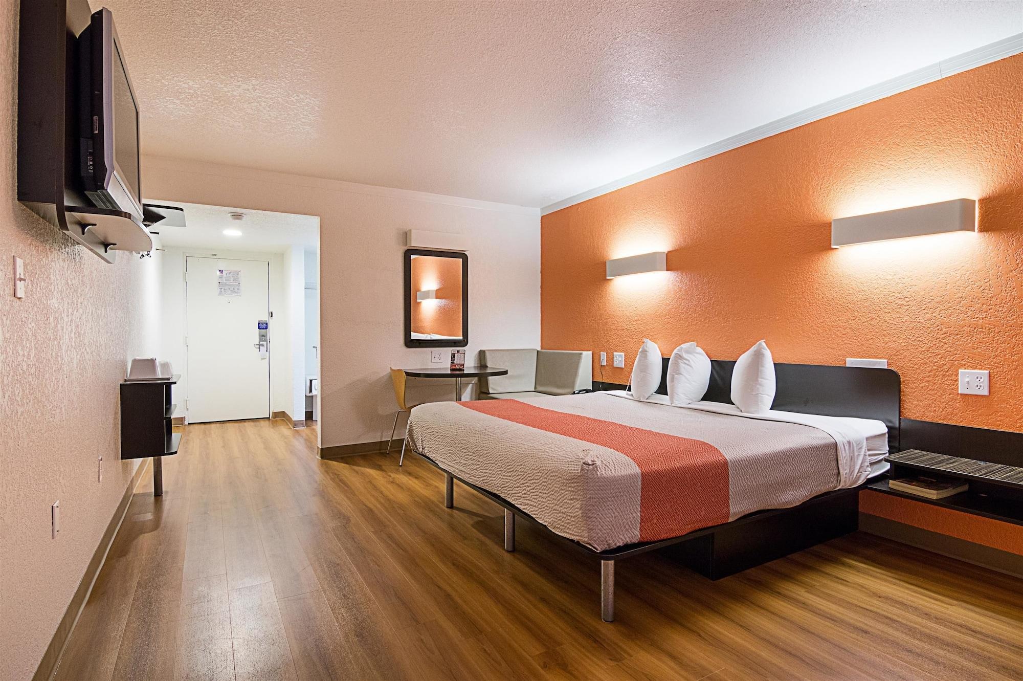 Motel 6-Tampa, Fl - Fairgrounds Heartland Eksteriør bilde